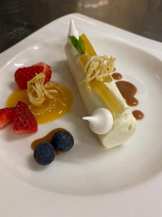 Logis Hotel Restaurant Le Mont Aigoual Meyrueis Eksteriør bilde