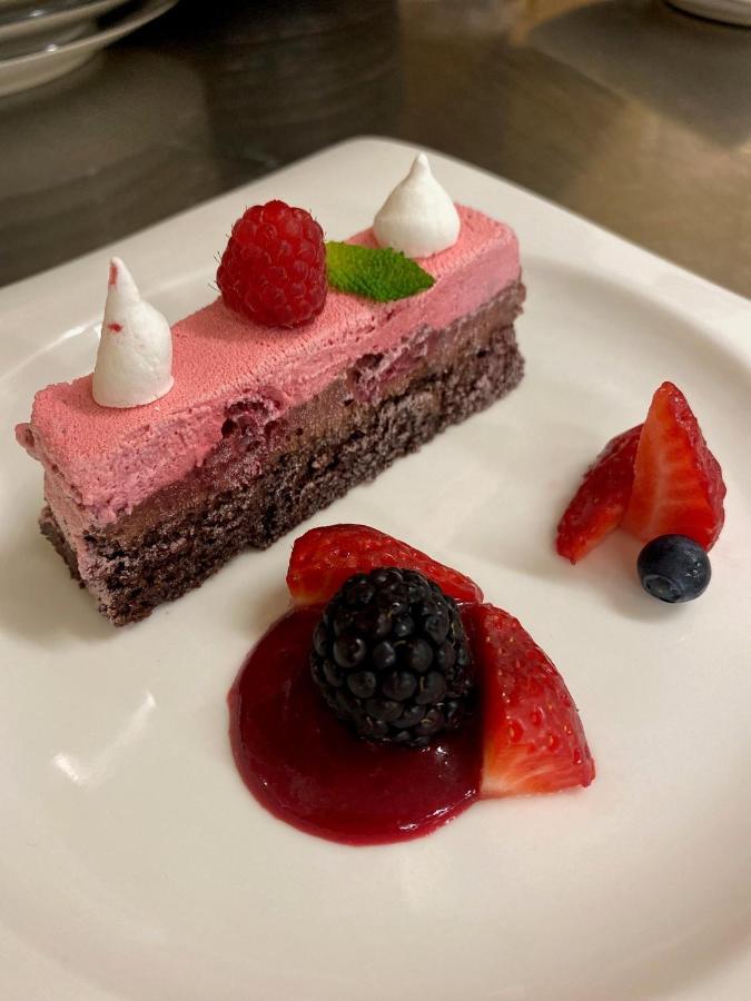 Logis Hotel Restaurant Le Mont Aigoual Meyrueis Eksteriør bilde