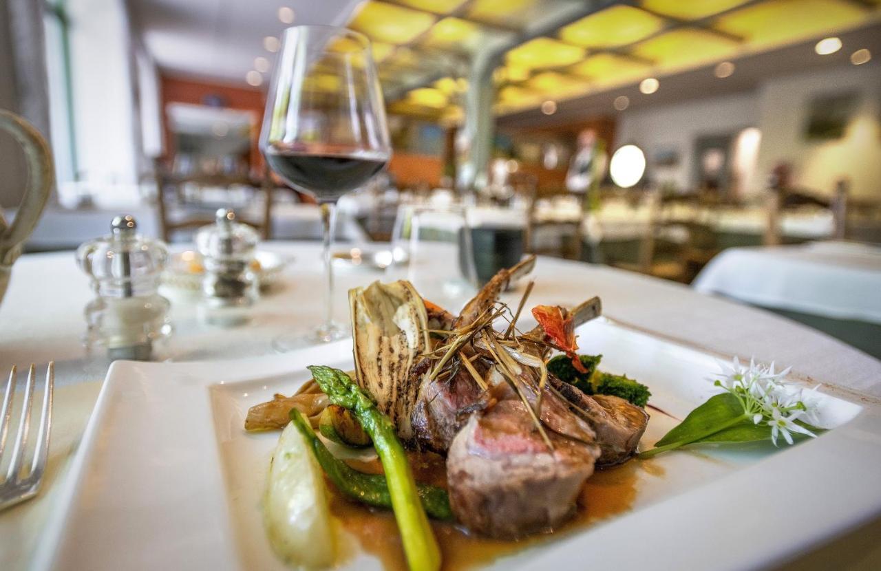 Logis Hotel Restaurant Le Mont Aigoual Meyrueis Eksteriør bilde